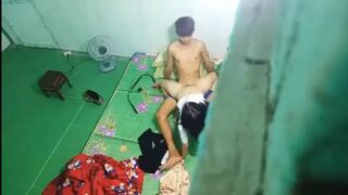 Bokep ngintip pelajar mesum dikos ceweknya nafsuan
